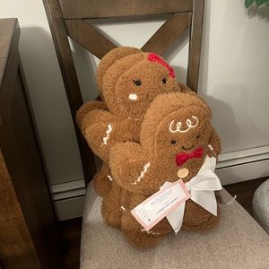 Cupcakes and Cashmere Gingerbread Family Pillow Set